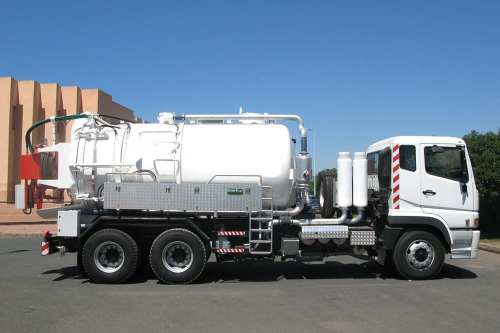 Camion hydrocureur 5 m³
